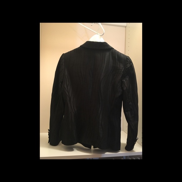 Jacket - Picture 2 of 3